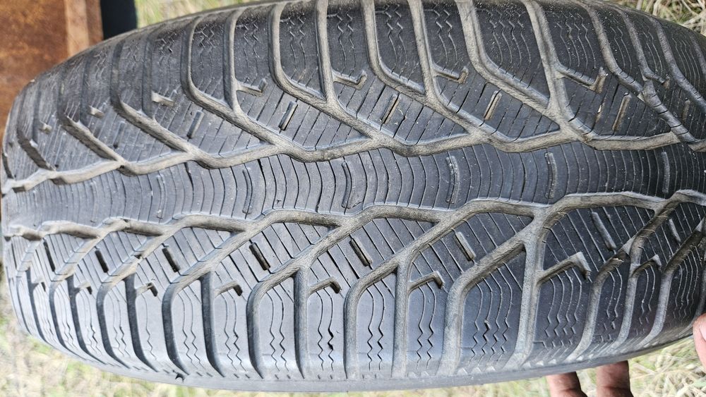 2бр гуми 195 65 15 клебер