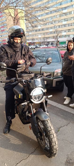 Moto Husqvarna Neked
