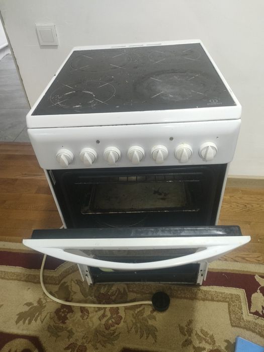 Продам электроплита