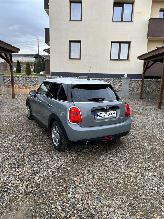 Vand Mini cooper 1.5benzina 2018