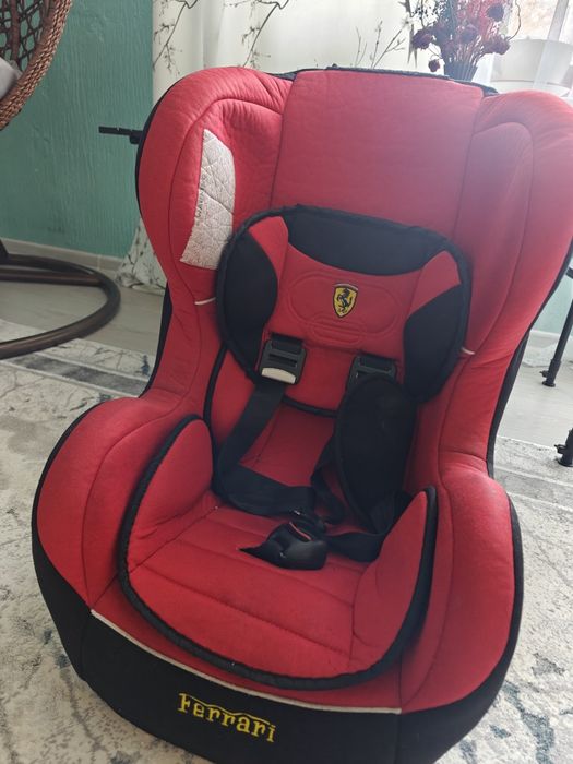 Детское автокресло Ferrari . С нуля до 4 лет .