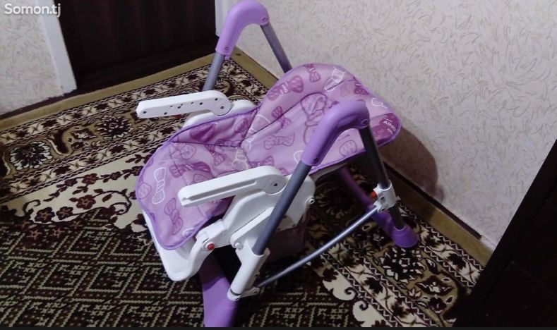 Детский стул для кормления