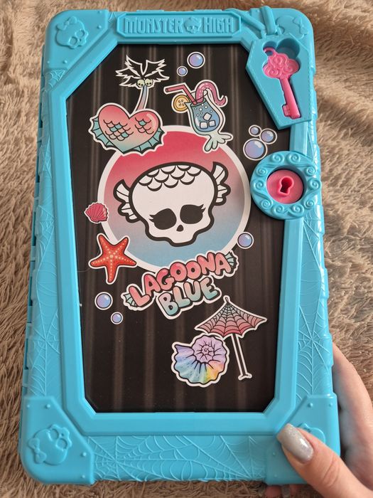 Лагуна оазис монстер хай