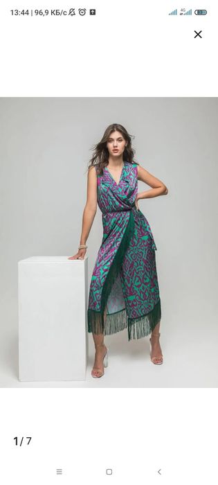 Платья нарядные в идеальном состоянии