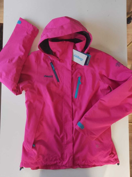 Ново зимно ски сноуборд яке Bergans of Norway Tyin Dermizax NX