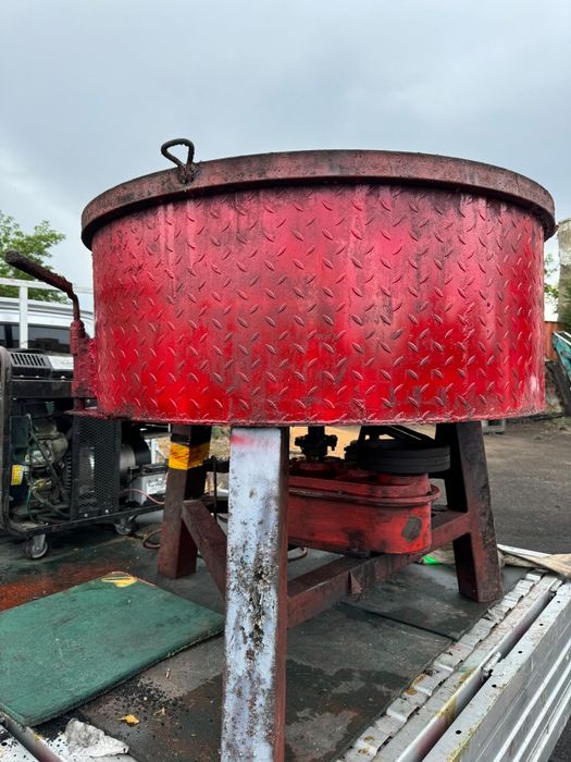 Миксер строительный