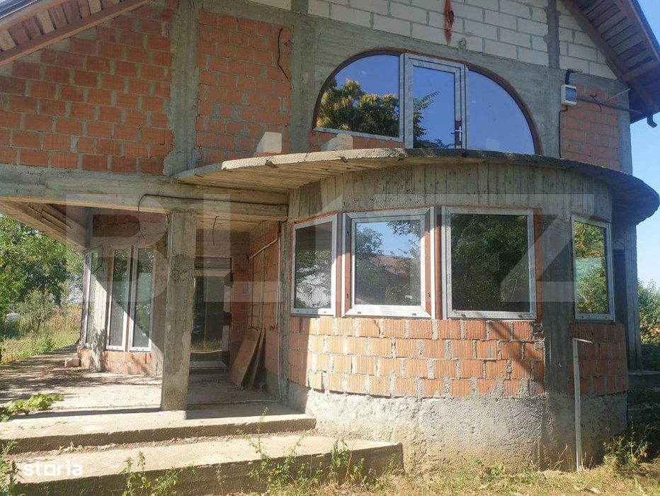 Casa/Vila, 341 mp construiti, teren 1000 mp, Tartasesti
