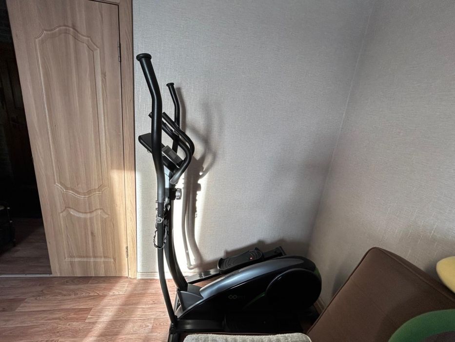 Эллиптический тренажер для дома