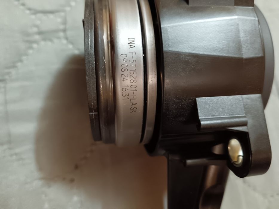 Помпи съединител Audi  Q3 8U