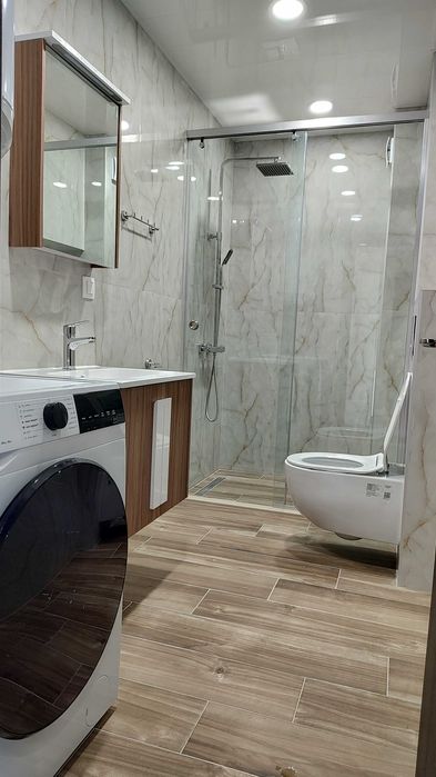 Дава се под наем Тристаен апартамент в Пловдив, Коматевски възел - 97 кв.м за 765 € - Снимка #3