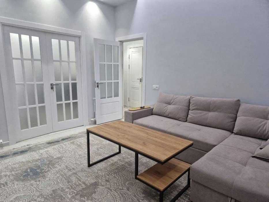 2к Parkent Avenue, 53м², 3/9, кирпич, у Паркентского`