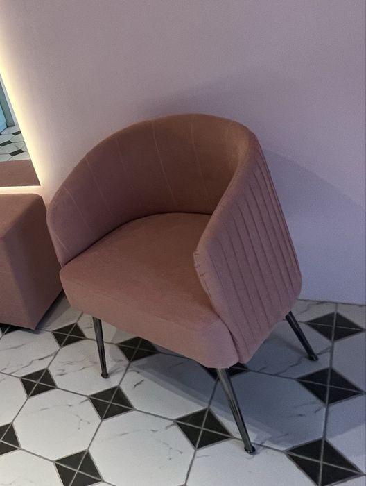 Диван, кресло, 2 пуфика (шторка в подарок)