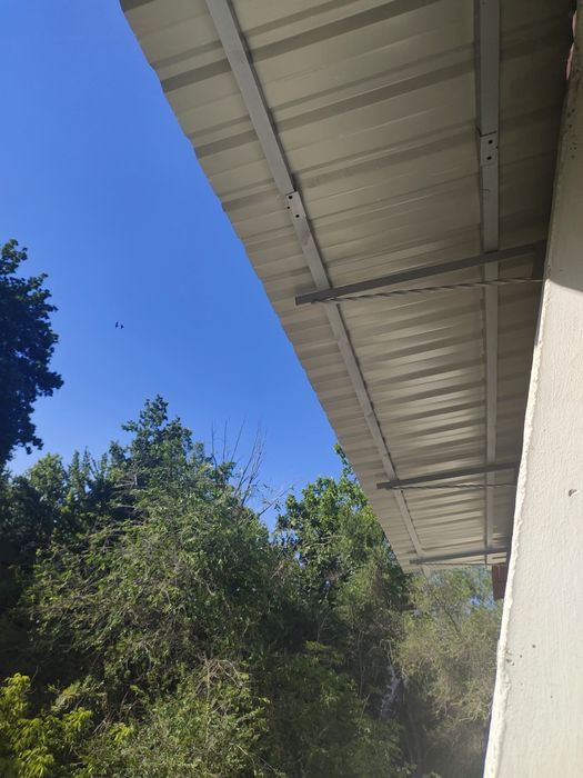 Установка козырьков.  Koziryok ustanovka qilamiz.