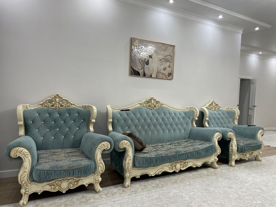 Диван сатылады