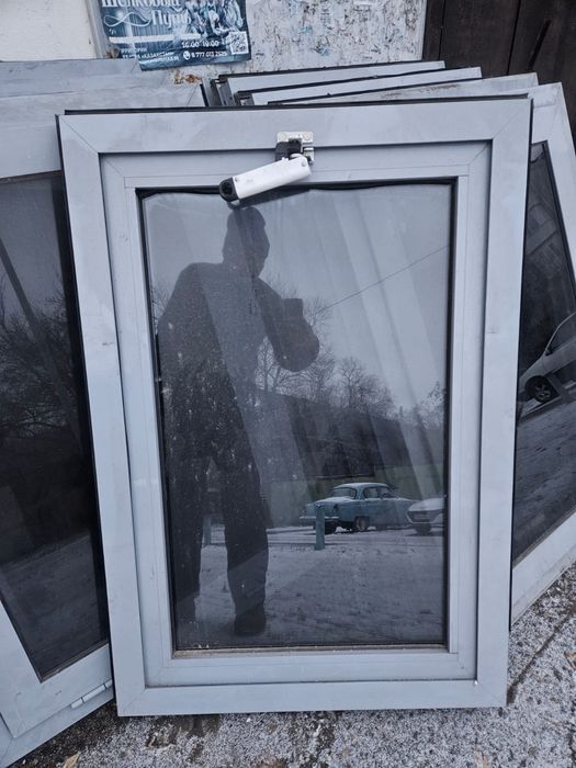 Продам алюминиевый дверь и окна