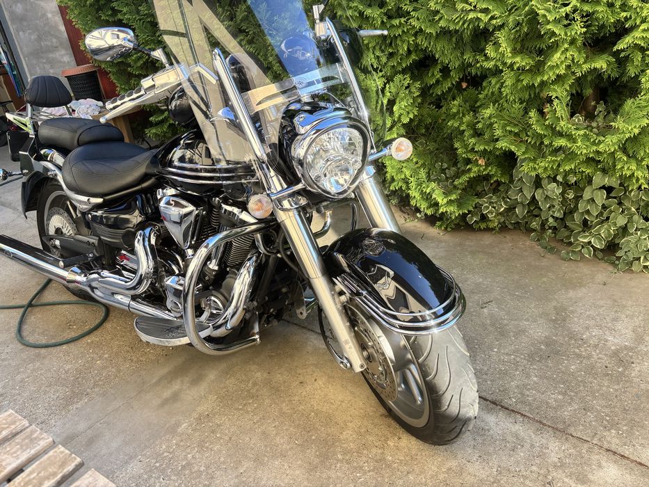 Yamaha xv 1900 midnight star stratoliner