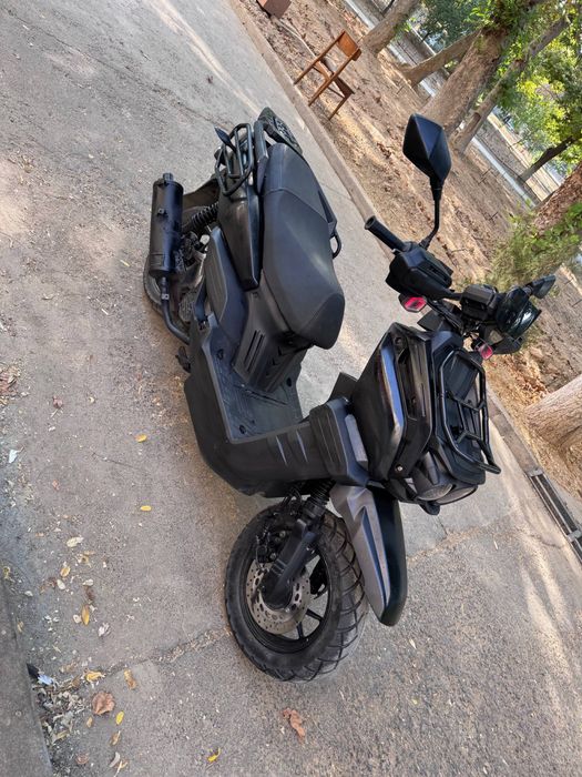 Tank skuter sotiladi