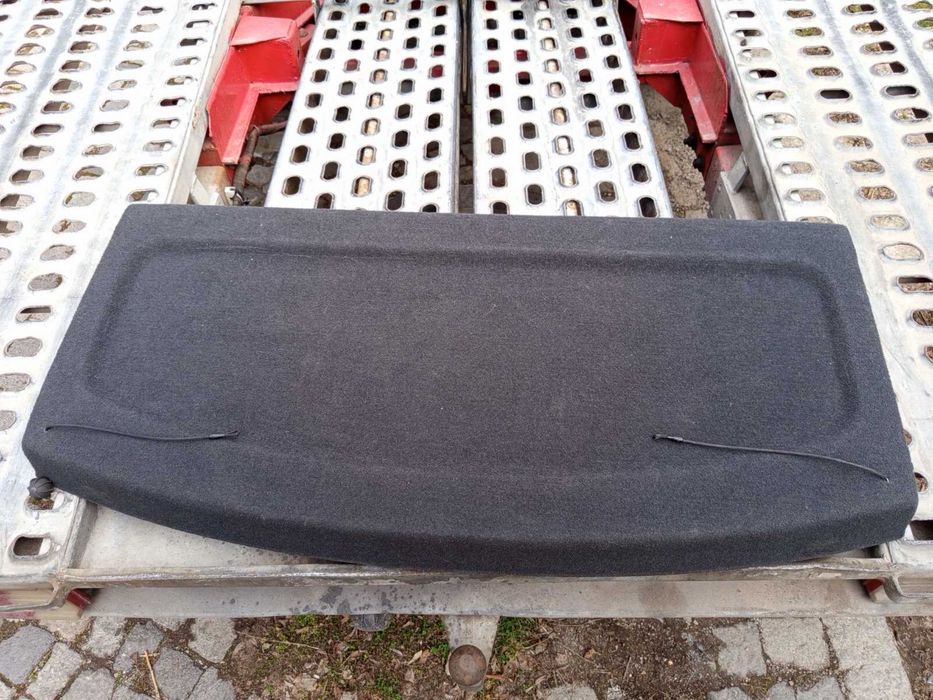 Кора  за багажник  за VW Golf VI