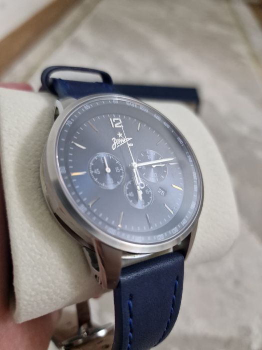 Продам!!! Часы ЗЕНИТ, Сапфир