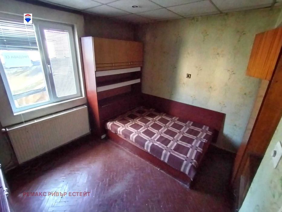 Продава се Къща в Русе, Тракцията - 37 кв.м за 441 €/кв.м - Снимка #4