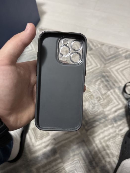 Продава се калъф за айфон 16 про