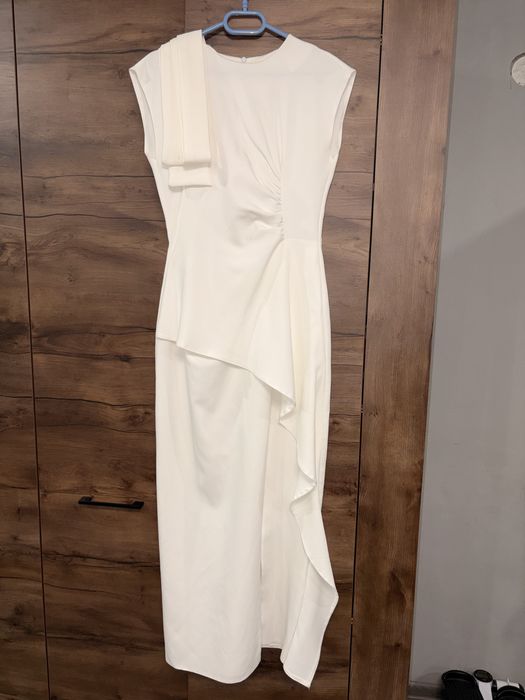 Любое платье и двойки по 5000!