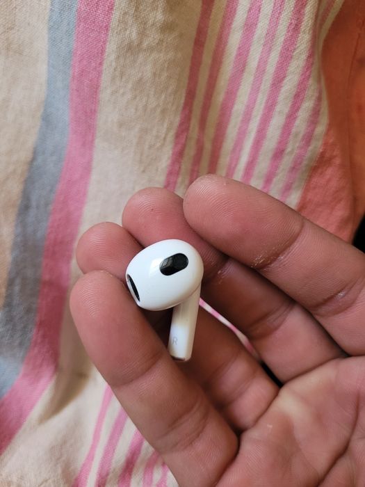 Airpods 3 правая