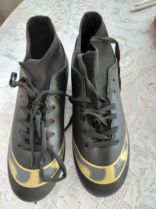 Ghete de fotbal nr.39