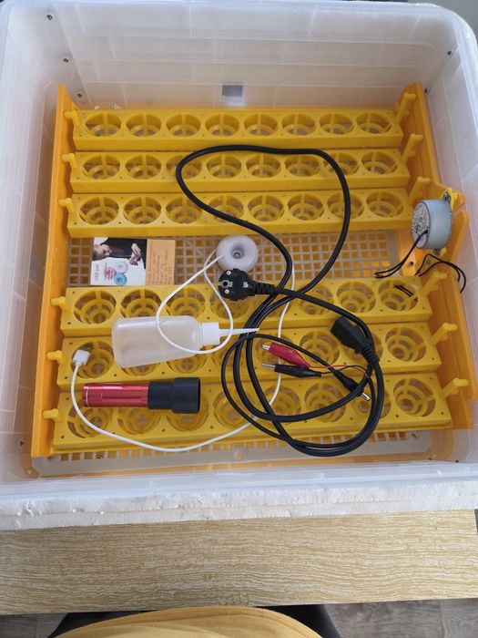 Продам инкубатор