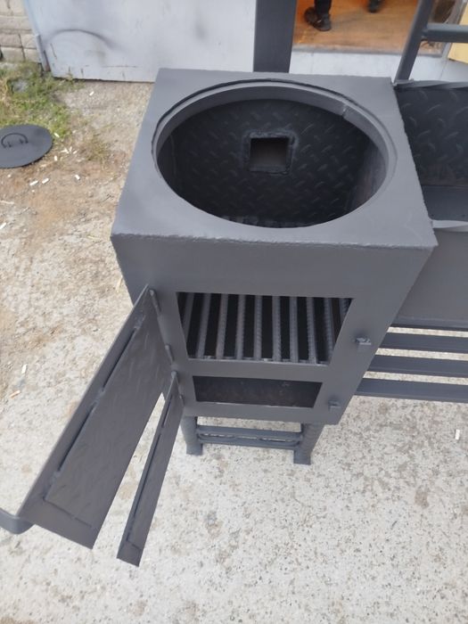 Продам мангал с печкой