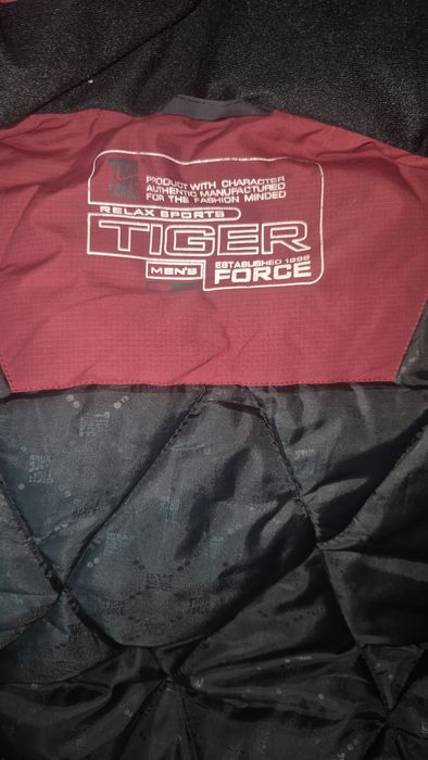 Продаётся куртка Зима