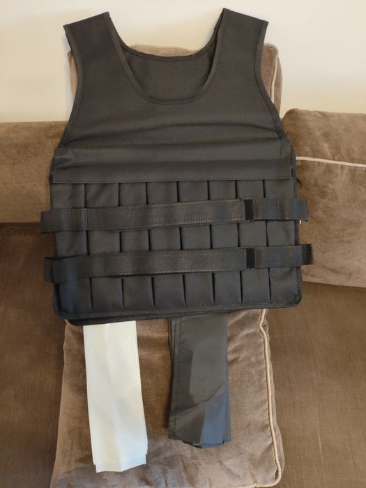 Фитнес Жилетка с тежест weight vest