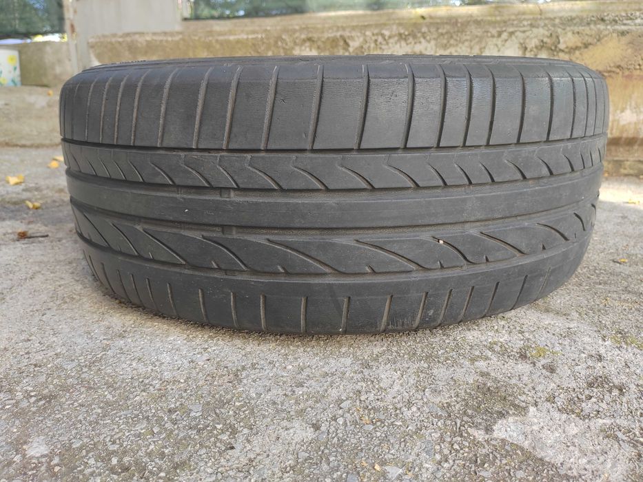 215/50/17 1бр.Bridgestone гума