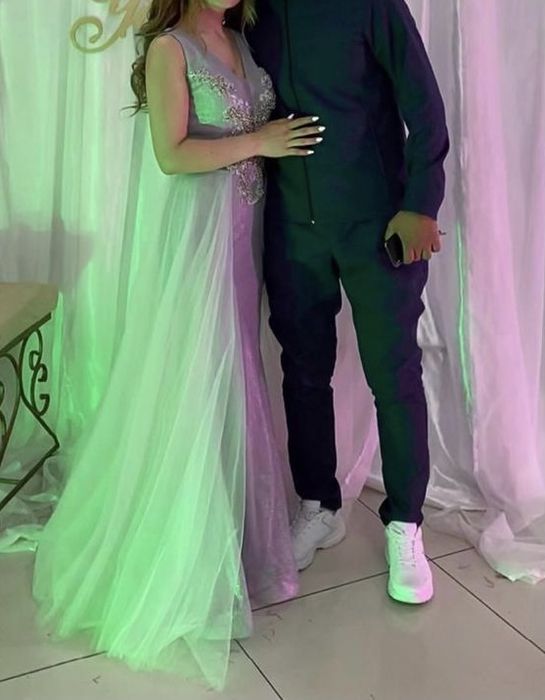 Вечерние платья