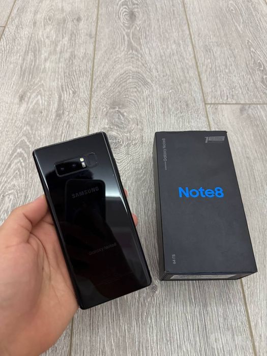 Samsung Not 8 64 Ekranda Fon bor