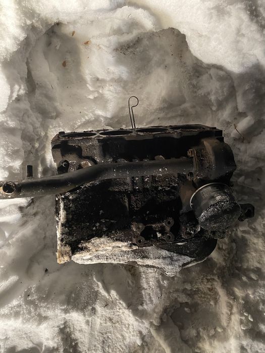 Продам Блок ваз 2110 8-клоп