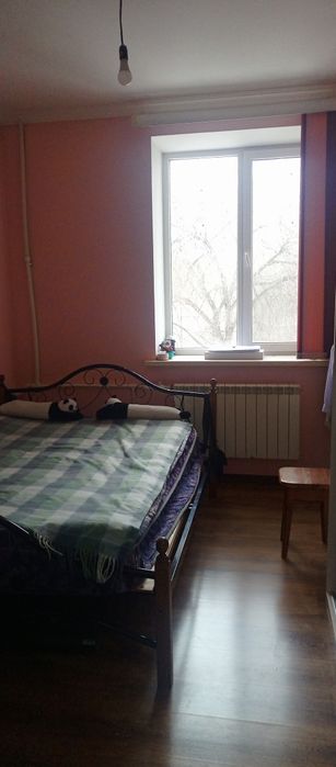 Продам 2 комнатную квартиру район ЖДВ