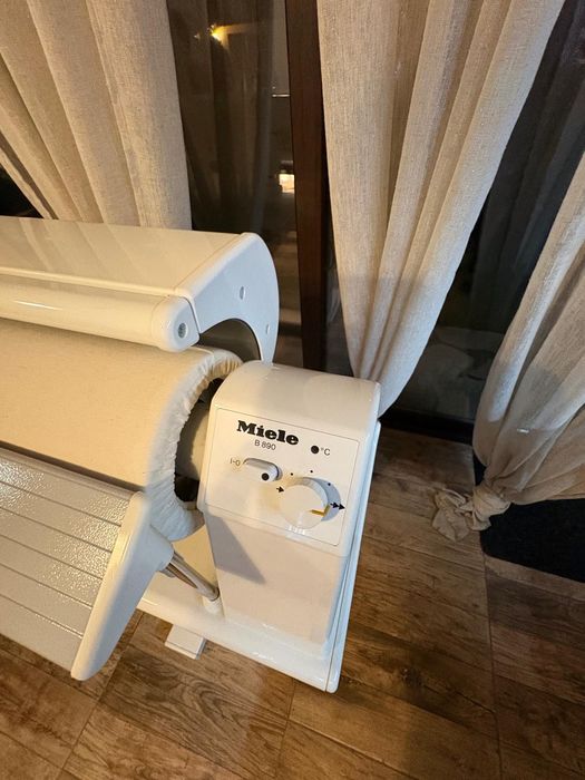 Продавам гладачни машини каландър – Miele и Pfaff!!!