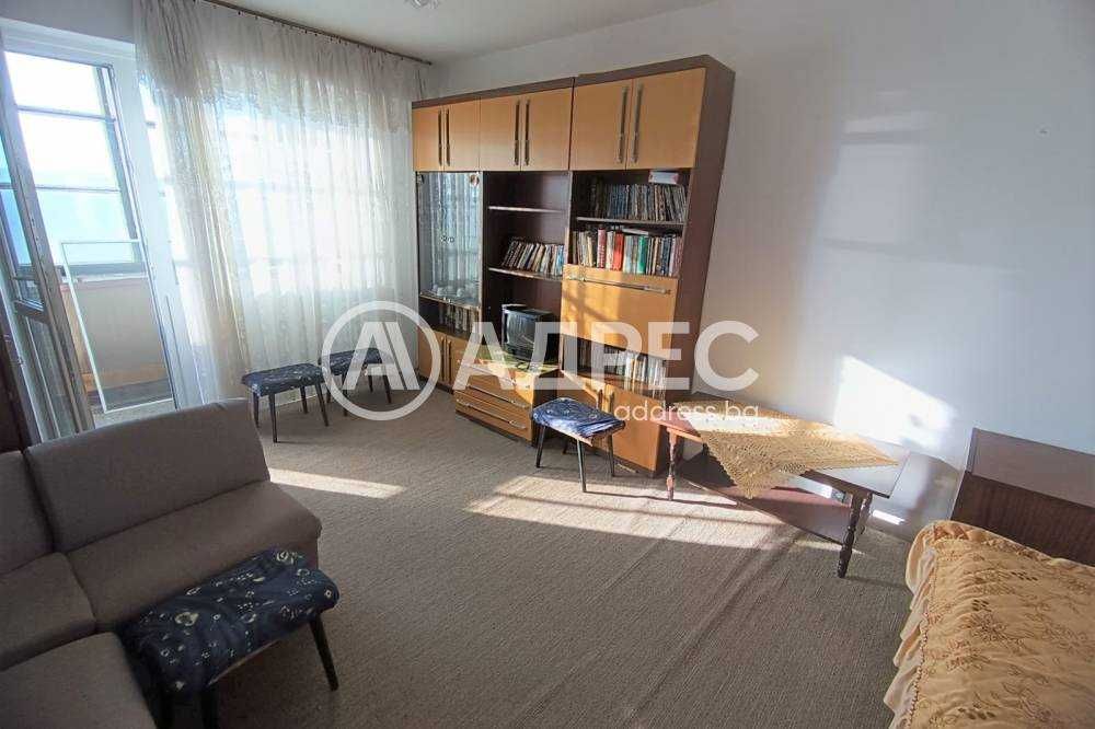 Гарсониера в ж.к. "Орел"!