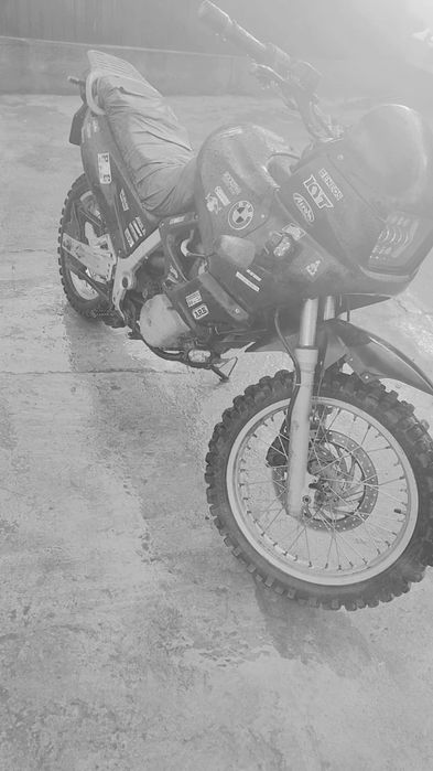 BMW f 650 în stare bună necesită garnitură de chiuloasă