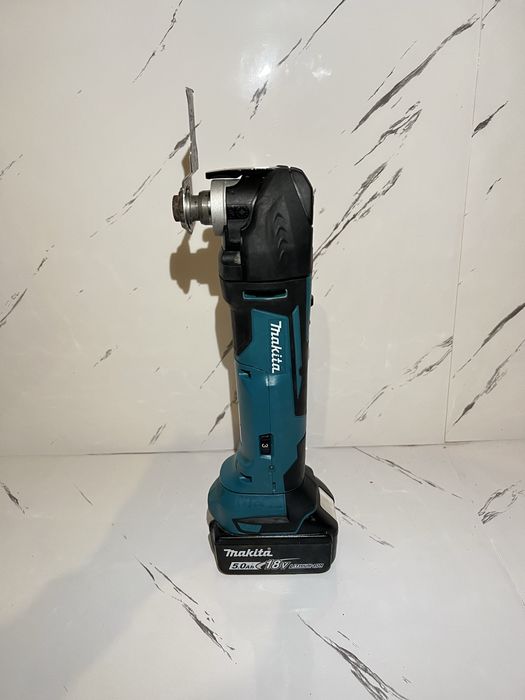 Multicutter Makita DTM51 Multifunctional