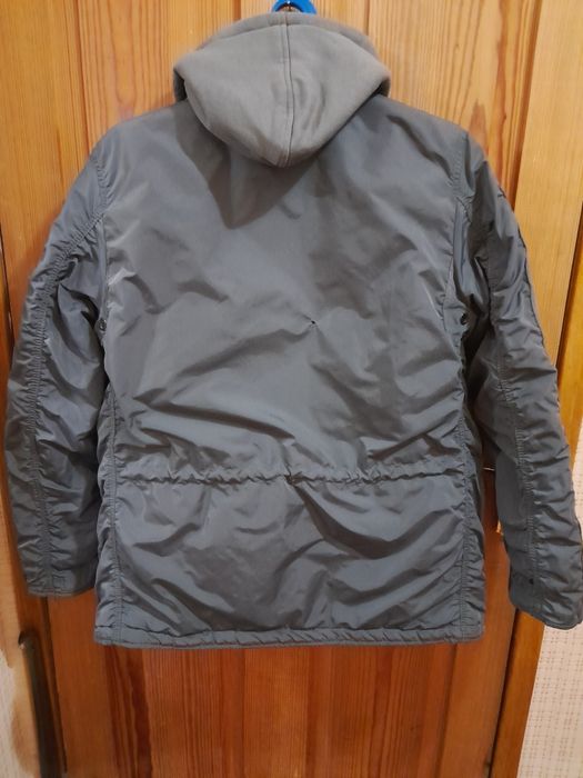 Продам куртку Alpha Industrial.