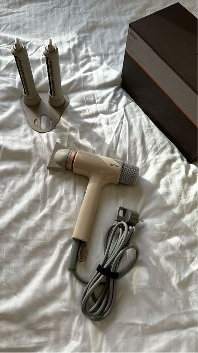 Продам фен-стайлер Bork
