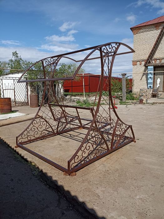 Продам качели в сад.