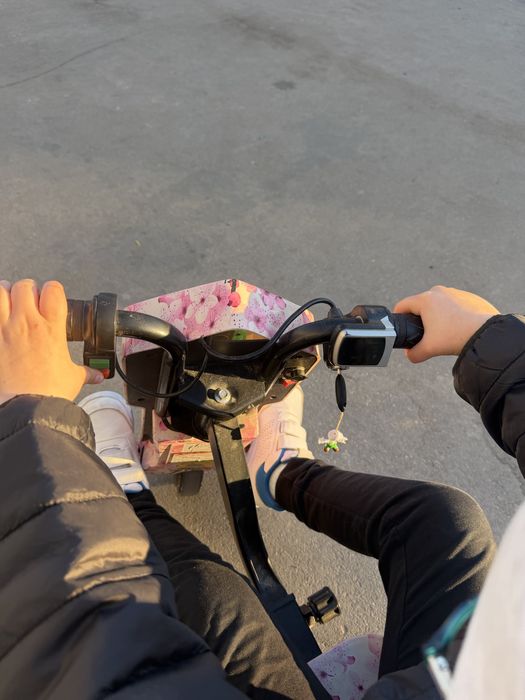 Tricicleta electrica drifturi copii