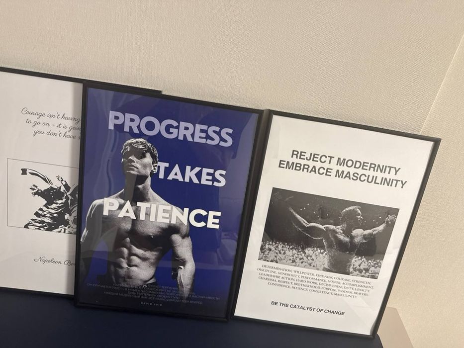 продам постеры в рамке А3