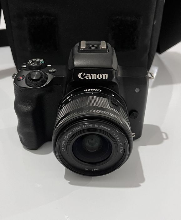 Фотоаппарат Canon EOS M50