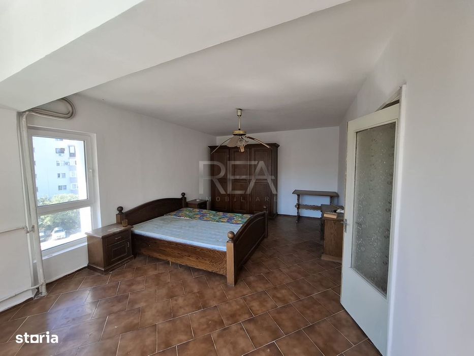 3 camere, et 4/10, anvelopat, 84 mp-Gorjului