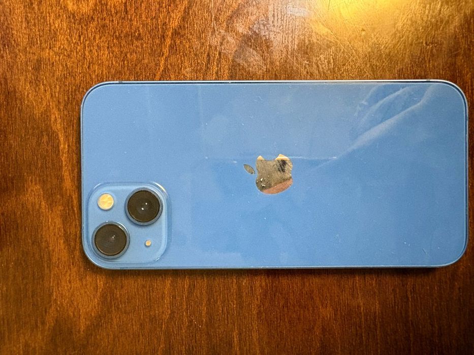 iPhone 13 iCloud lock на запчасти