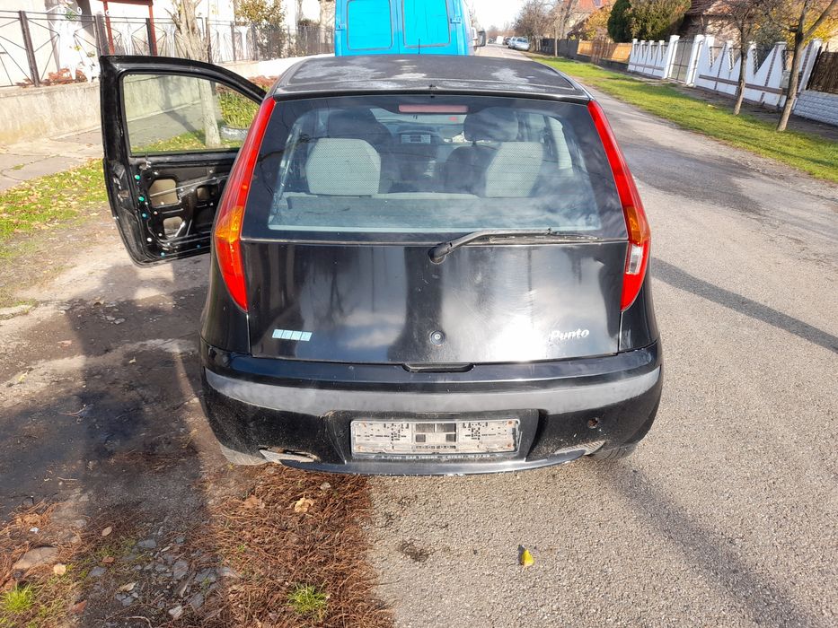 Vând s-au dezmembrez FIAT PUNTO